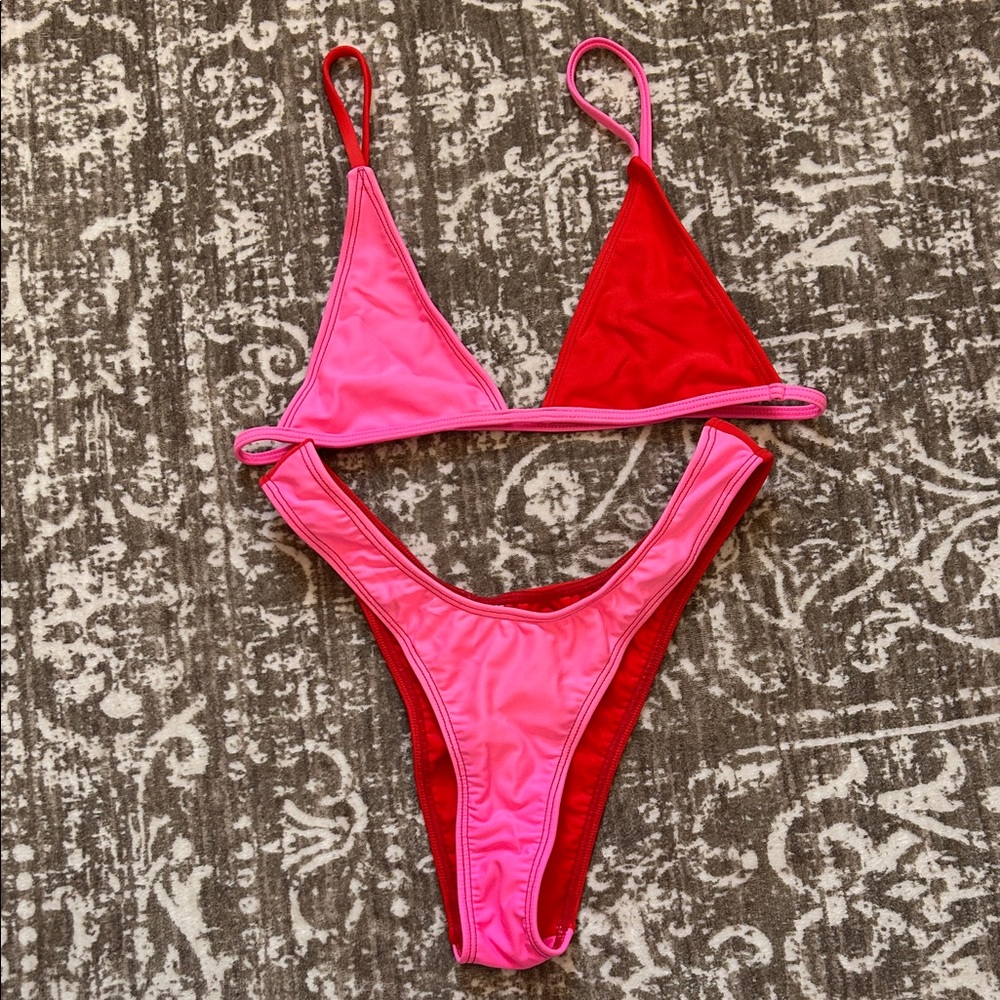 Minimale animale Pink and Red Bikini Set